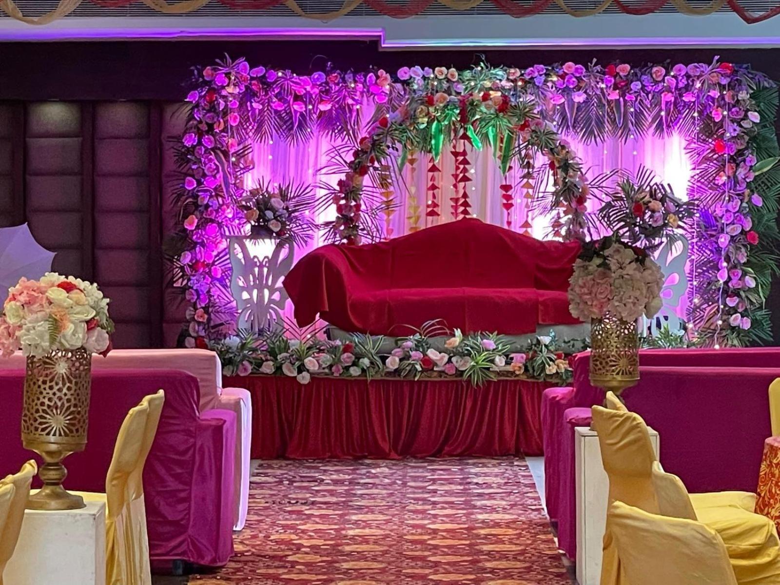 Hotel Paras Dera Bassi المظهر الخارجي الصورة